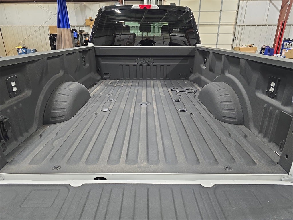 2025 Ford F-450SD Lariat DRW