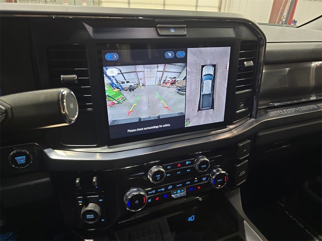 2025 Ford F-450SD Lariat DRW