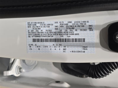 2025 Ford F-450SD Lariat DRW