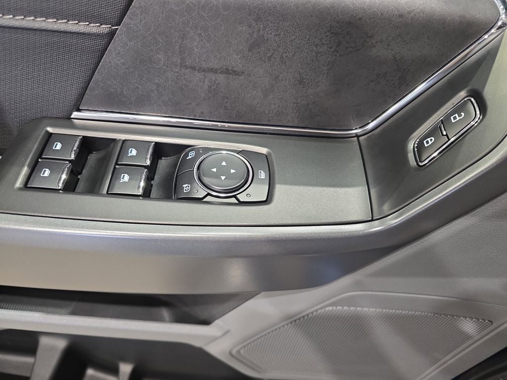 2024 Ford F-150 XLT 5.0