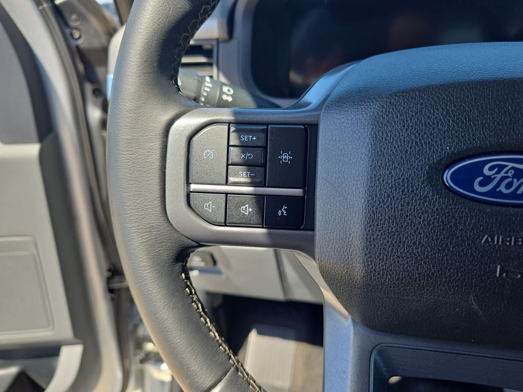 2024 Ford F-150 XLT 3.5 full hybrid 1owner