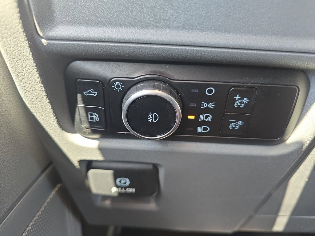 2024 Ford F-150 XLT 3.5 full hybrid 1owner