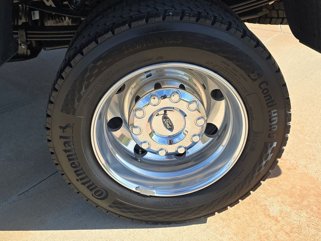 2026 Ford F-450SD XLT DRW high -output