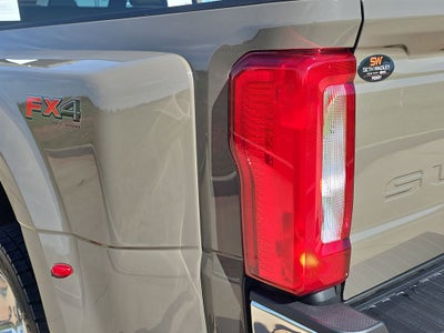2026 Ford F-450SD XLT DRW high -output