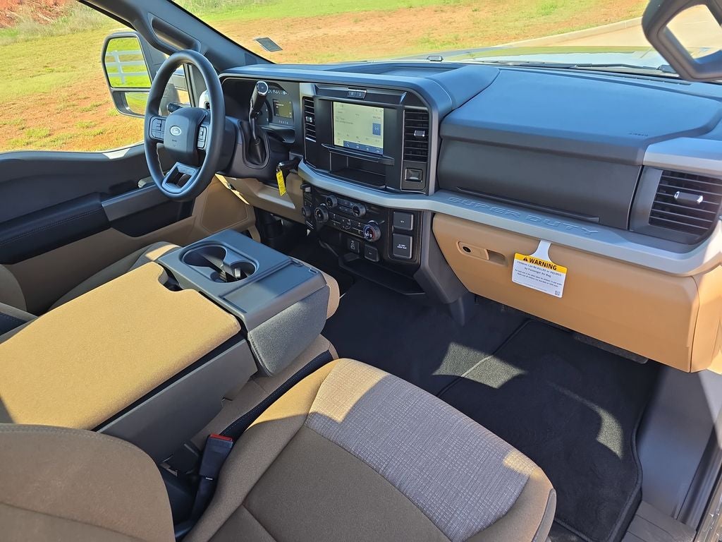 2026 Ford F-450SD XLT DRW high -output