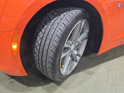 2019 Chevrolet Camaro 2LT 2LT