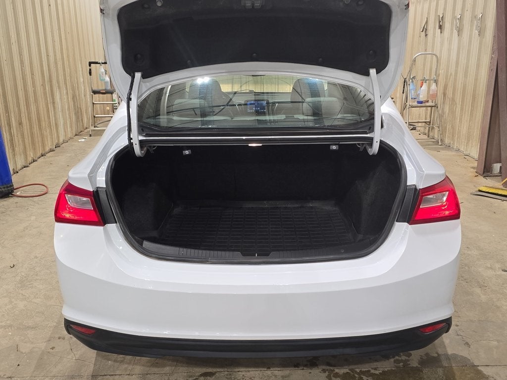 2022 Chevrolet Malibu LS 1LS