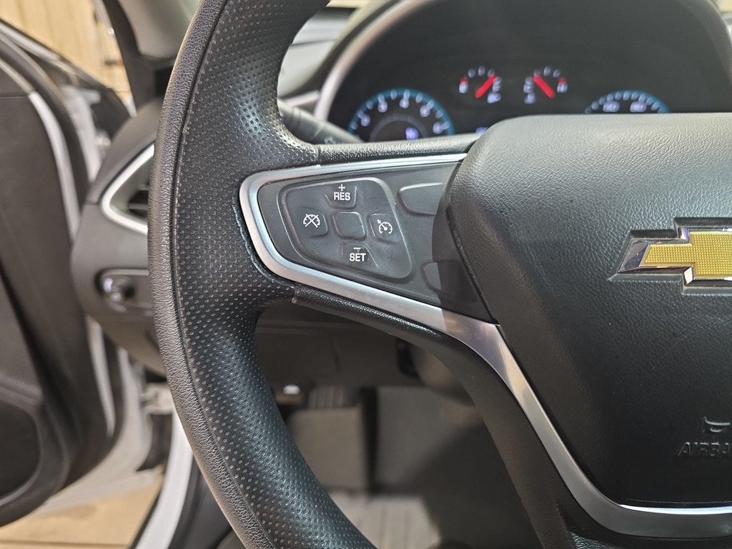 2022 Chevrolet Malibu LS 1LS