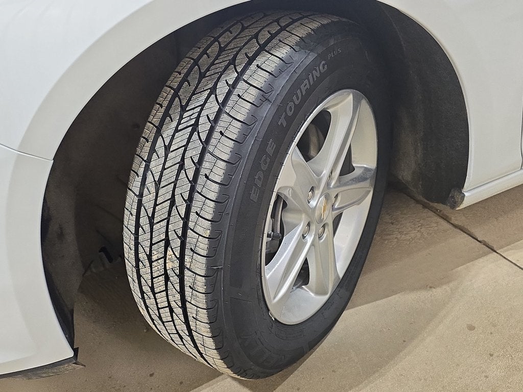 2022 Chevrolet Malibu LS 1LS