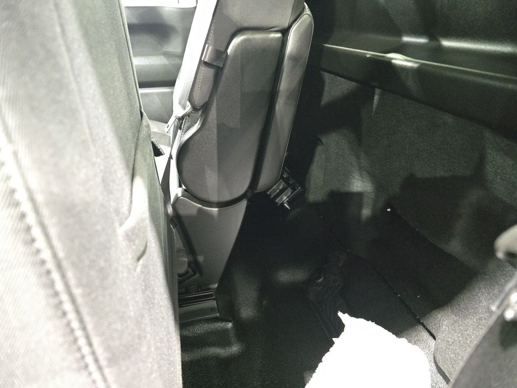 2021 Chevrolet Silverado 3500HD Work Truck w/ flat bed