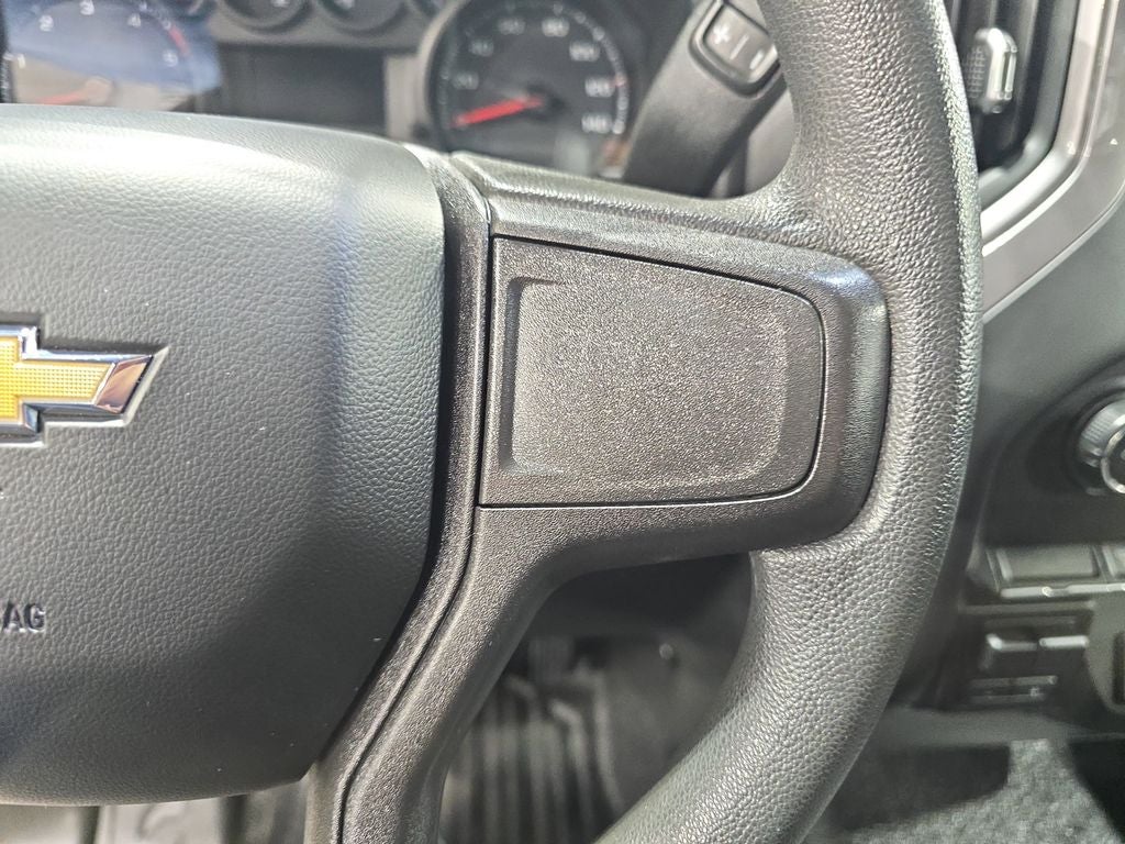 2021 Chevrolet Silverado 3500HD Work Truck w/ flat bed