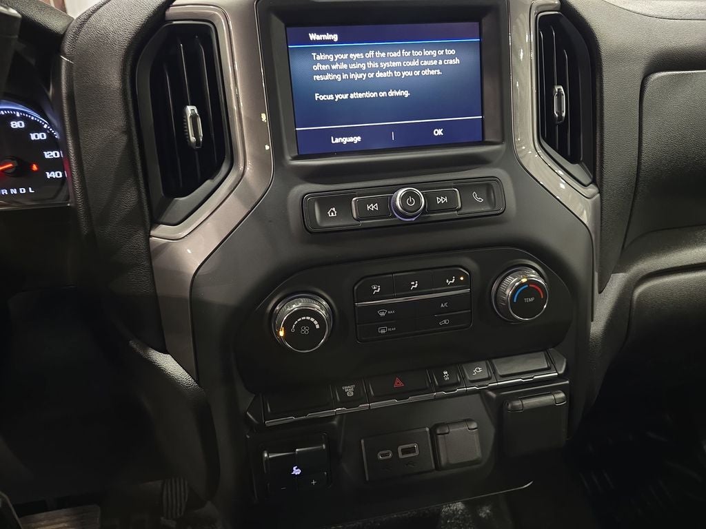 2021 Chevrolet Silverado 3500HD Work Truck w/ flat bed