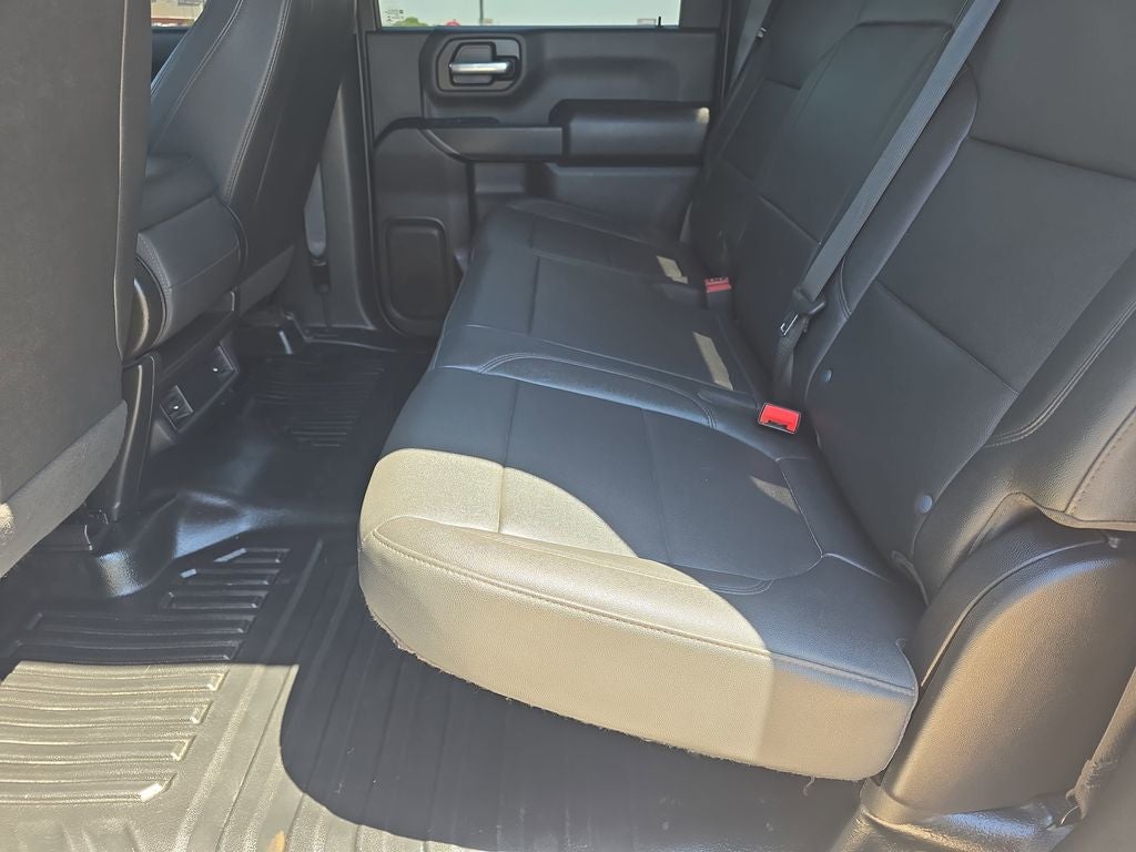 2023 Chevrolet Silverado 3500HD Crew Cab Flat Bed