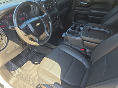2023 Chevrolet Silverado 3500HD Crew Cab Flat Bed