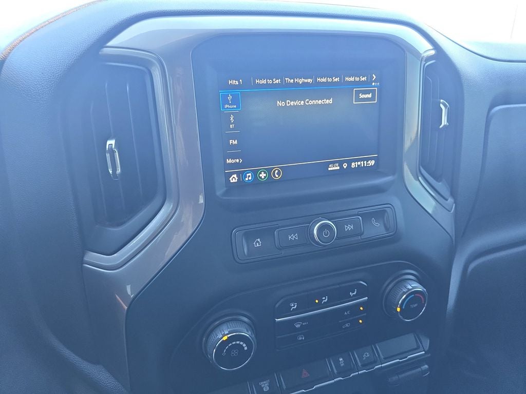 2023 Chevrolet Silverado 3500HD Crew Cab Flat Bed