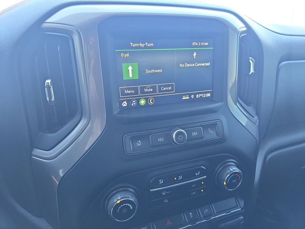 2023 Chevrolet Silverado 3500HD Crew Cab Flat Bed