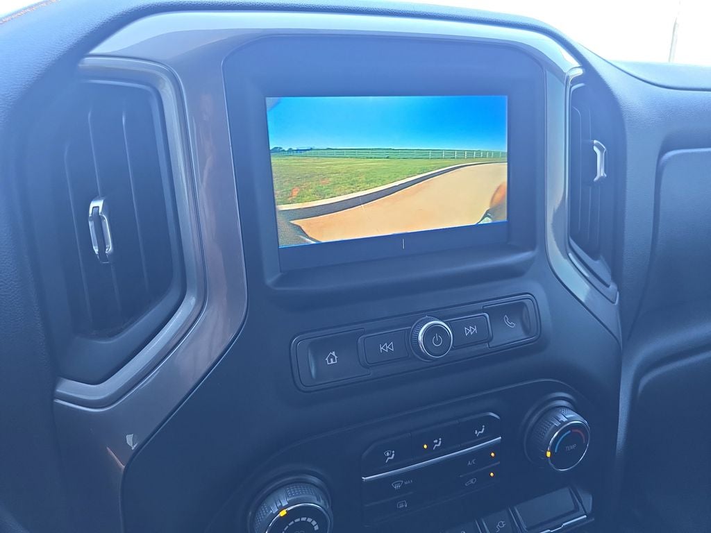 2023 Chevrolet Silverado 3500HD Crew Cab Flat Bed