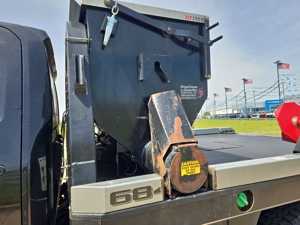 2022 Chevrolet Silverado 3500HD LT Arm bed with Cake Feeder