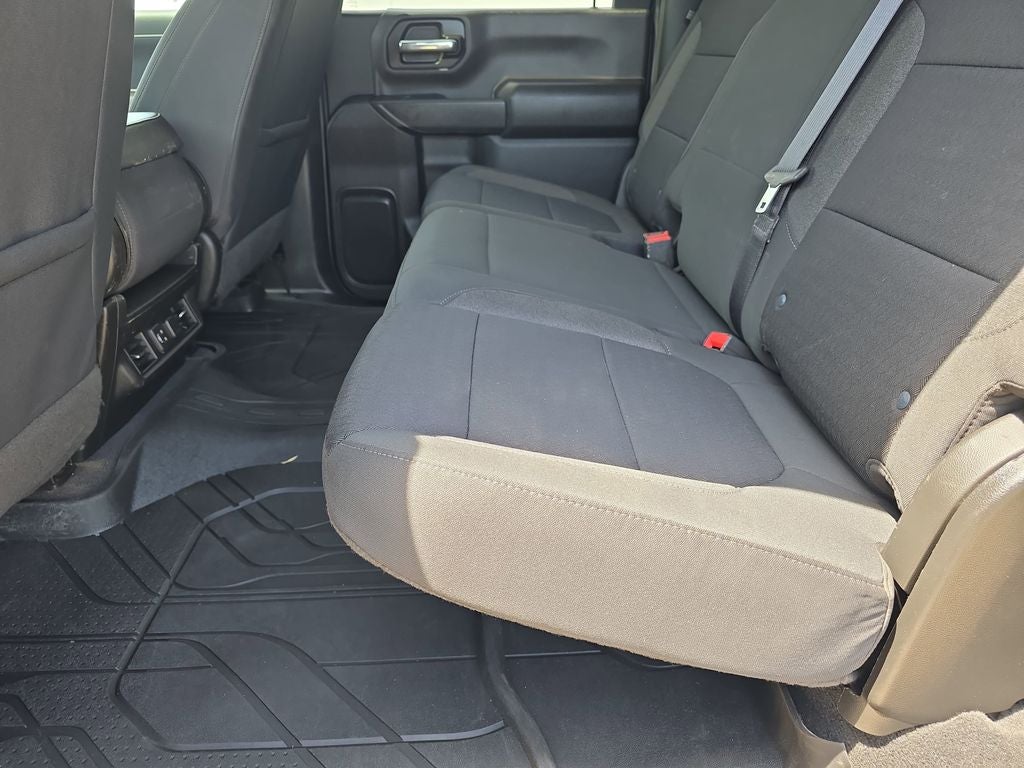 2022 Chevrolet Silverado 3500HD LT Arm bed with Cake Feeder