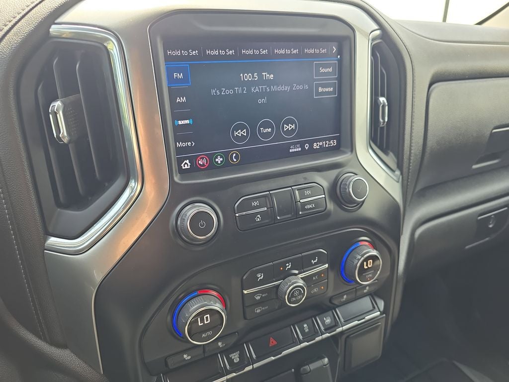 2022 Chevrolet Silverado 3500HD LT Arm bed with Cake Feeder