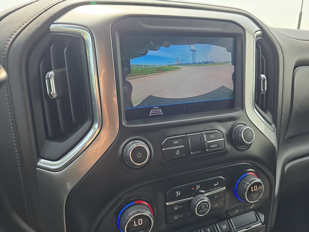 2022 Chevrolet Silverado 3500HD LT Arm bed with Cake Feeder