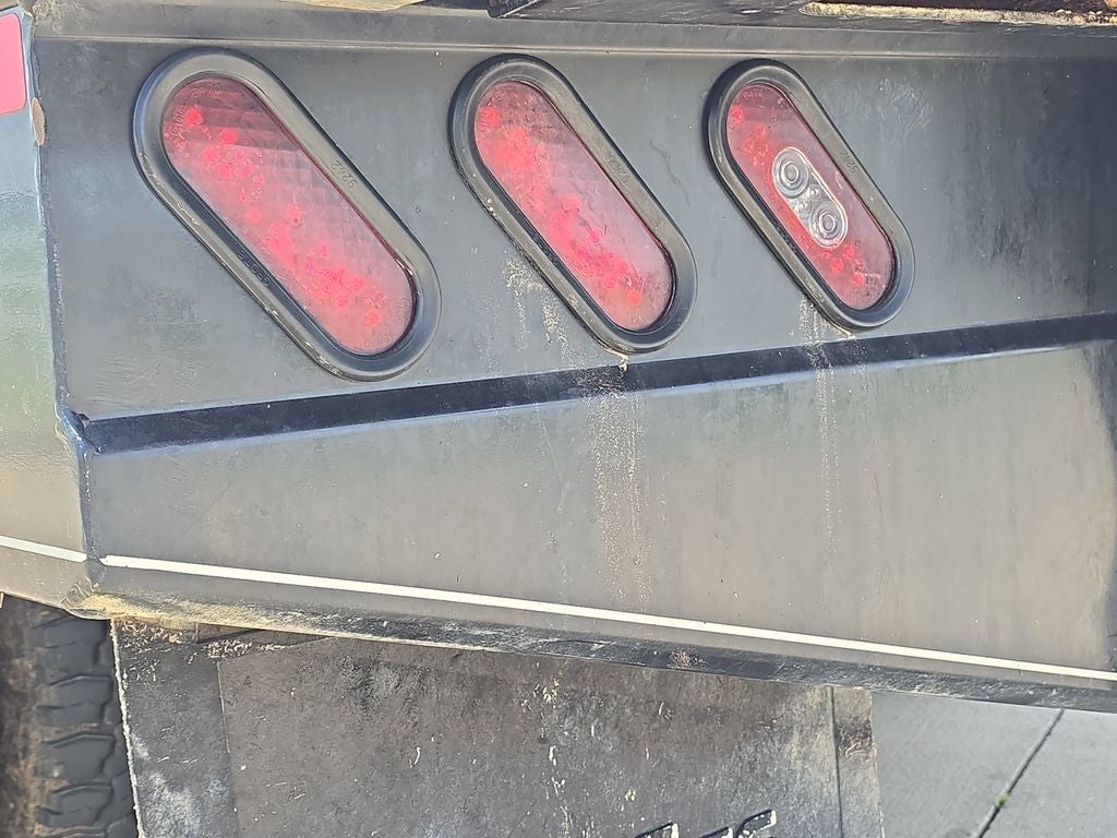 2022 Chevrolet Silverado 3500HD LT Arm bed with Cake Feeder