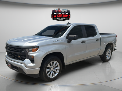 2022 Chevrolet Silverado 1500 Custom