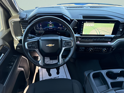2025 Chevrolet Silverado 1500 LT LT1
