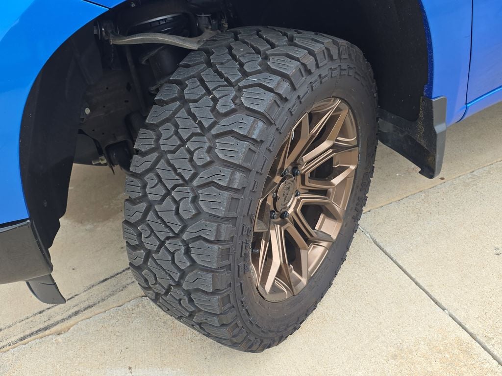 2025 Chevrolet Silverado 1500 LT1