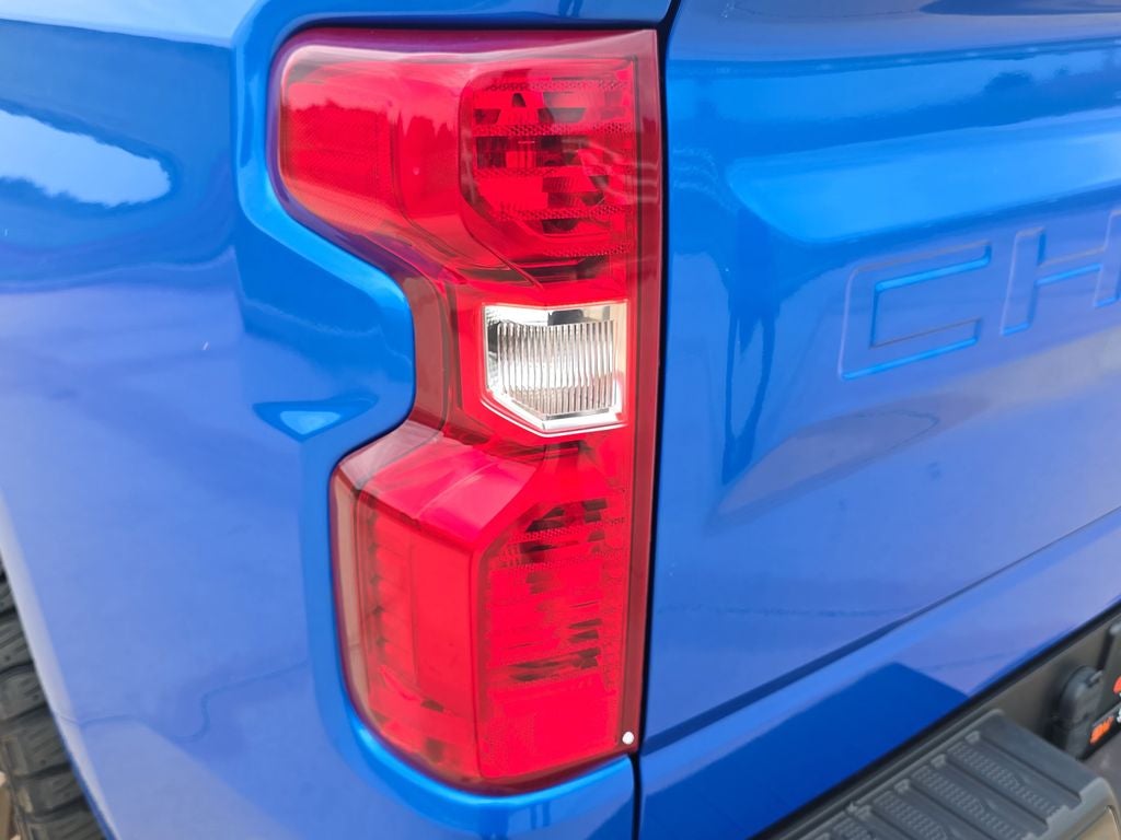 2025 Chevrolet Silverado 1500 LT1