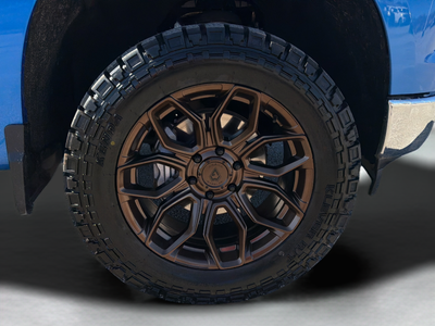 2025 Chevrolet Silverado 1500 LT LT1