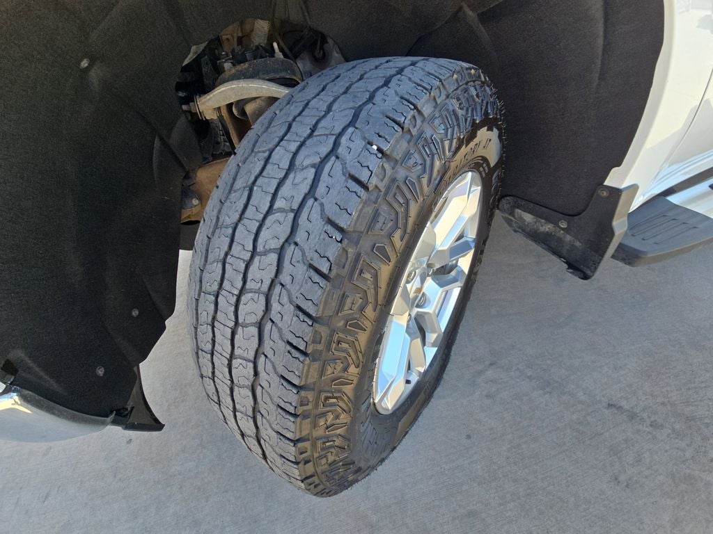 2025 Chevrolet Silverado 1500 LT LT1