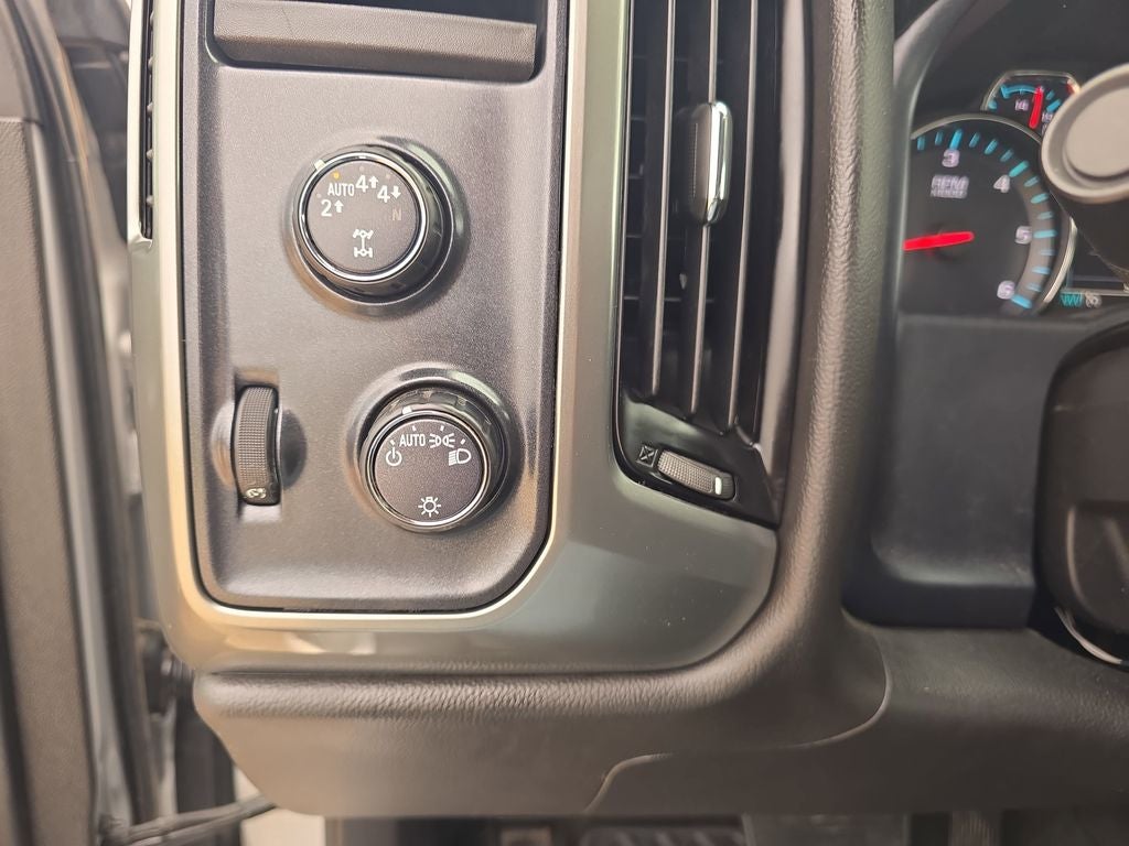 2018 Chevrolet Silverado 1500 LT LT1