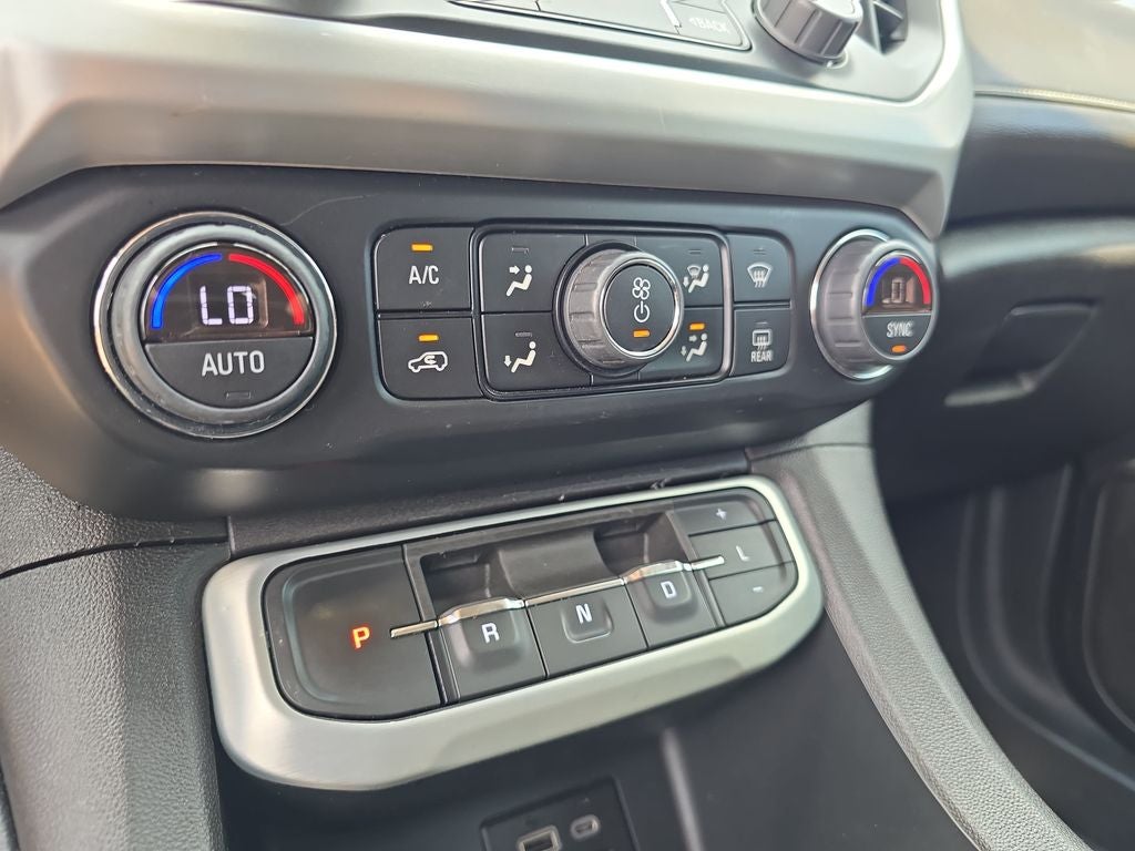 2022 GMC Acadia SLE