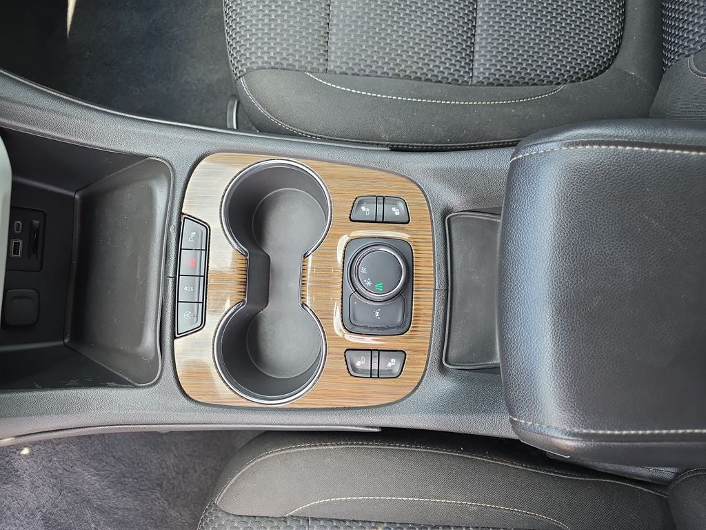 2022 GMC Acadia SLE