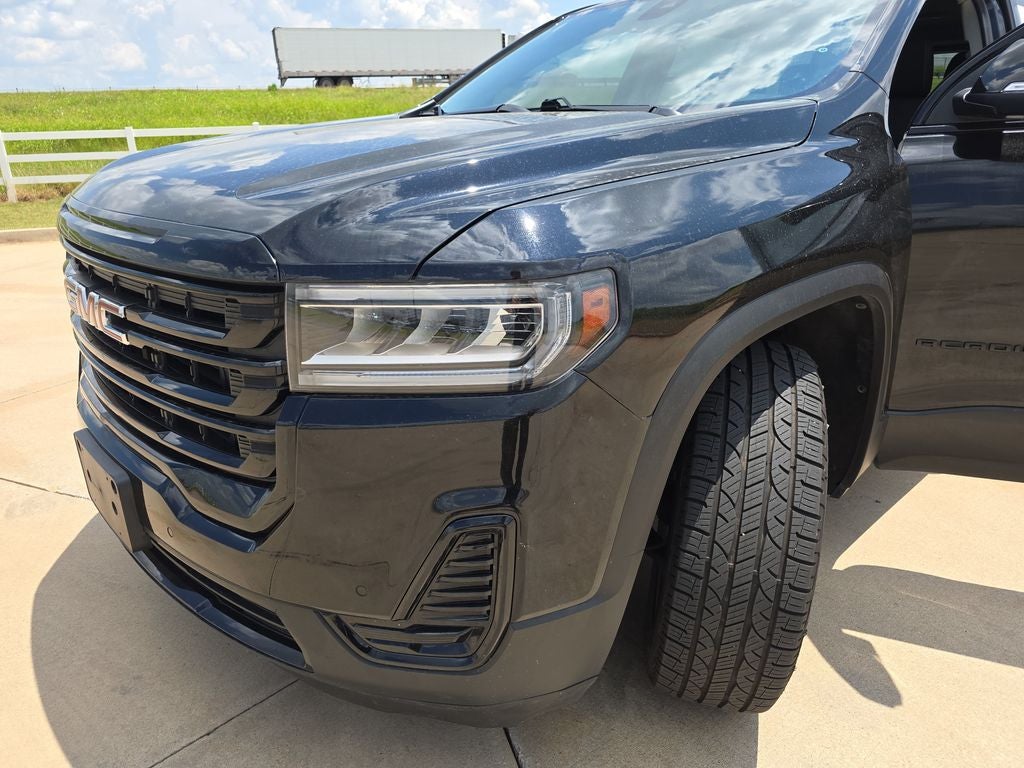 2022 GMC Acadia SLE