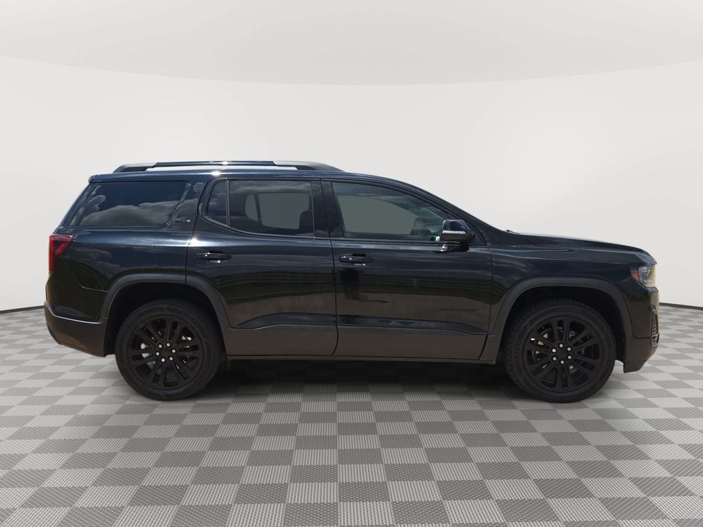 2022 GMC Acadia SLE