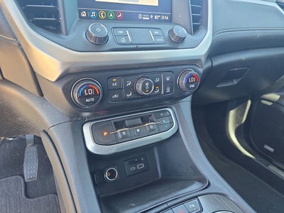 2021 GMC Acadia SLT