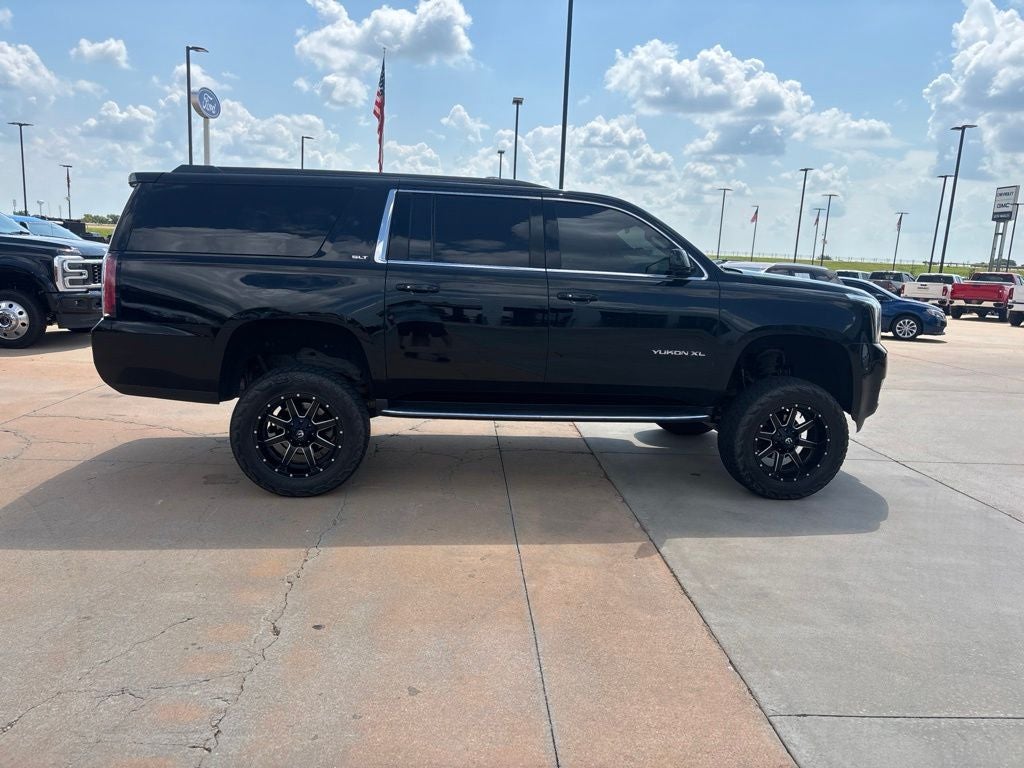 2018 GMC Yukon XL LIFT Wheels & Tires SLT