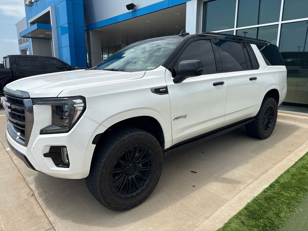 2023 GMC Yukon XL AT4