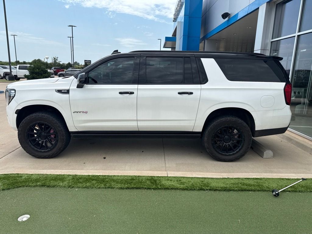 2023 GMC Yukon XL AT4
