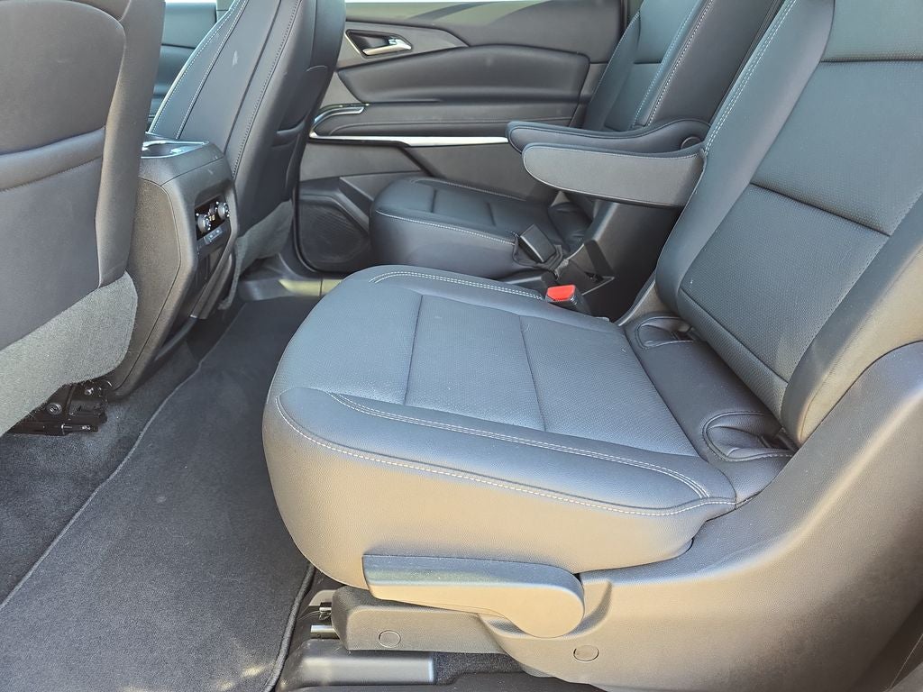 2026 Chevrolet Traverse LT 2LT