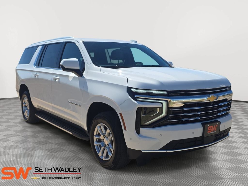 2025 Chevrolet Suburban LT