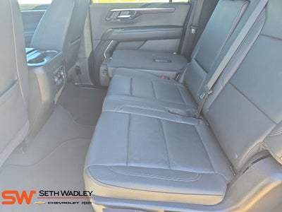 2025 Chevrolet Suburban LT