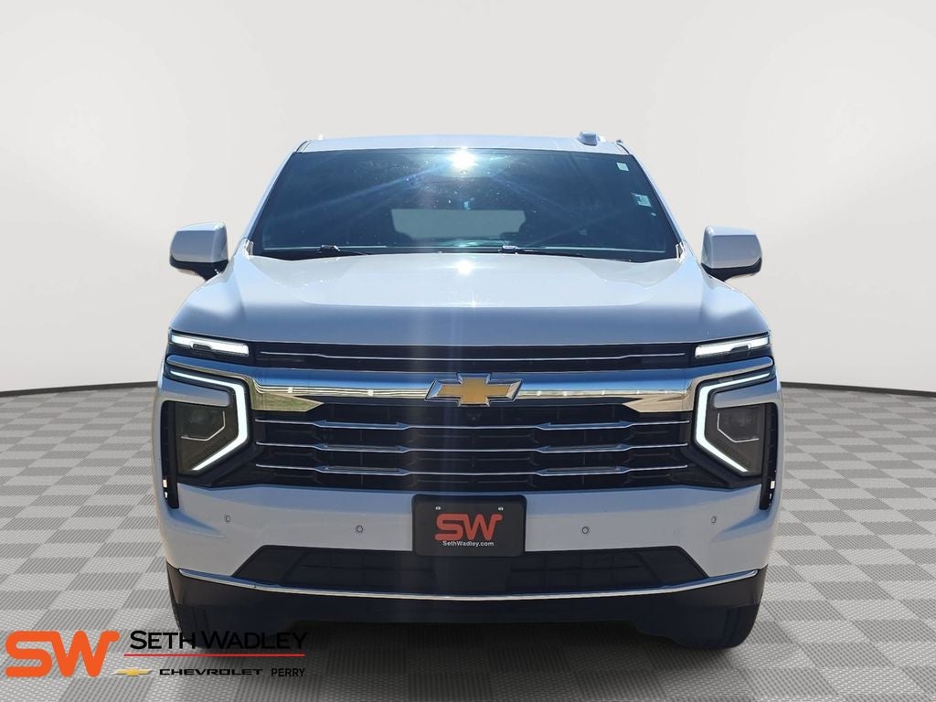 2025 Chevrolet Suburban LT