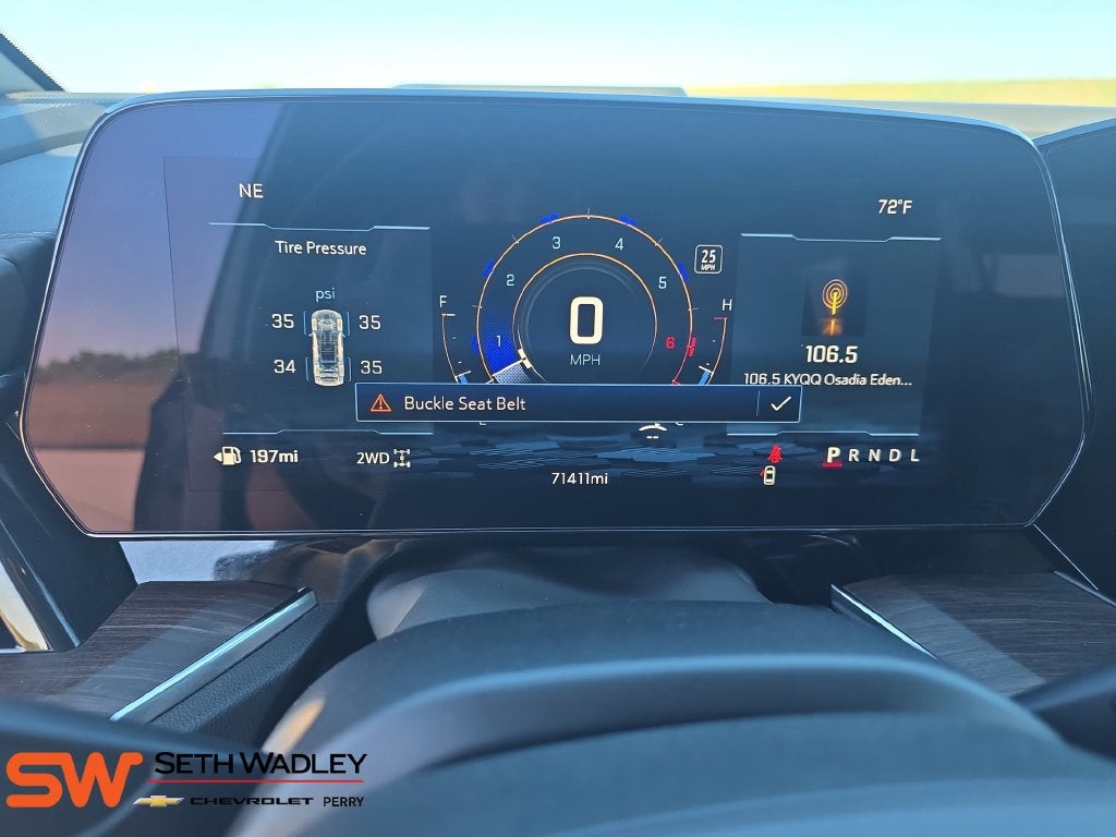 2025 Chevrolet Suburban LT