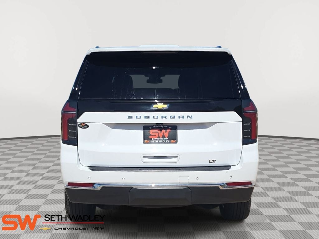 2025 Chevrolet Suburban LT