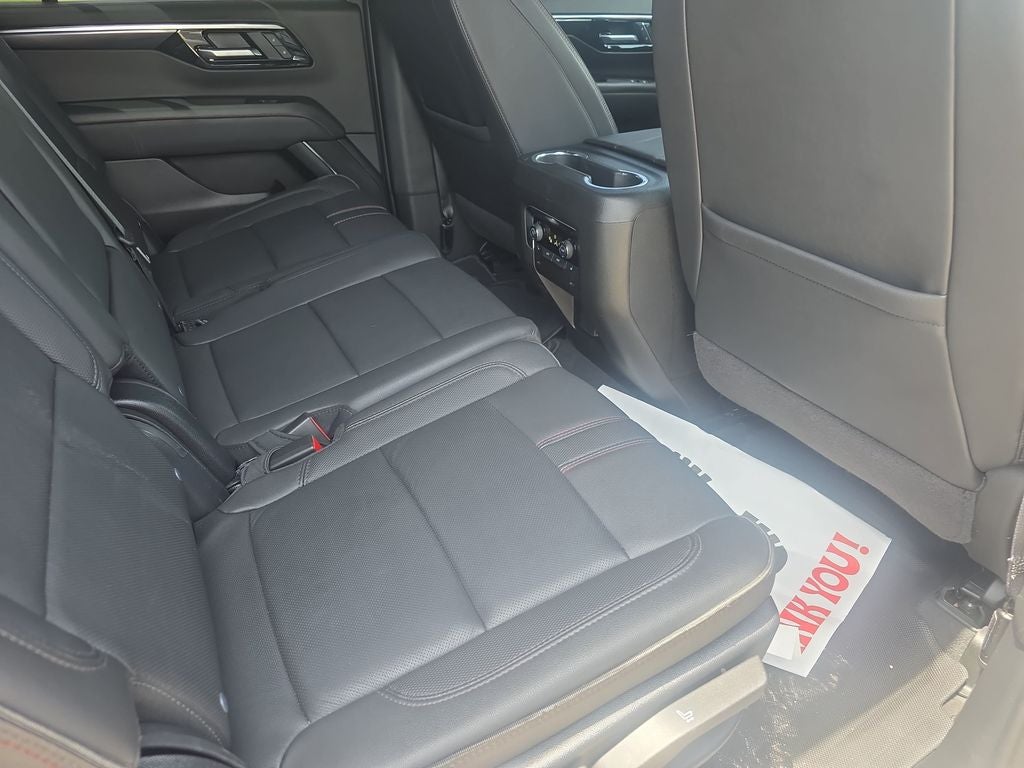 2025 Chevrolet Tahoe RST