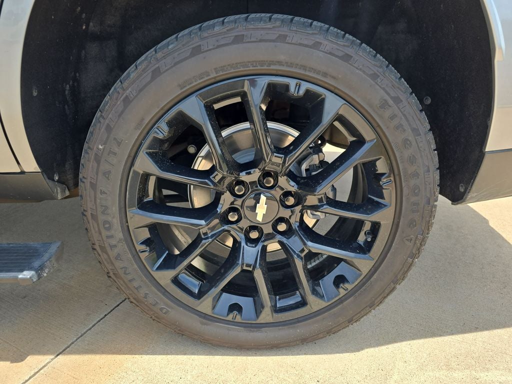 2025 Chevrolet Tahoe RST