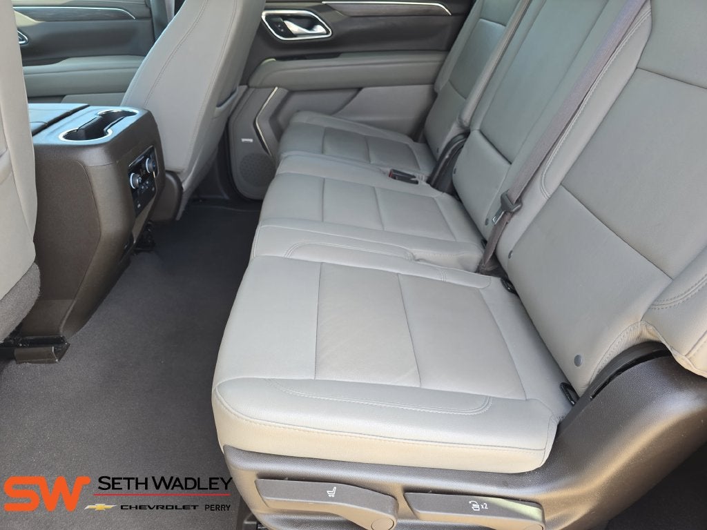 2024 Chevrolet Suburban LT